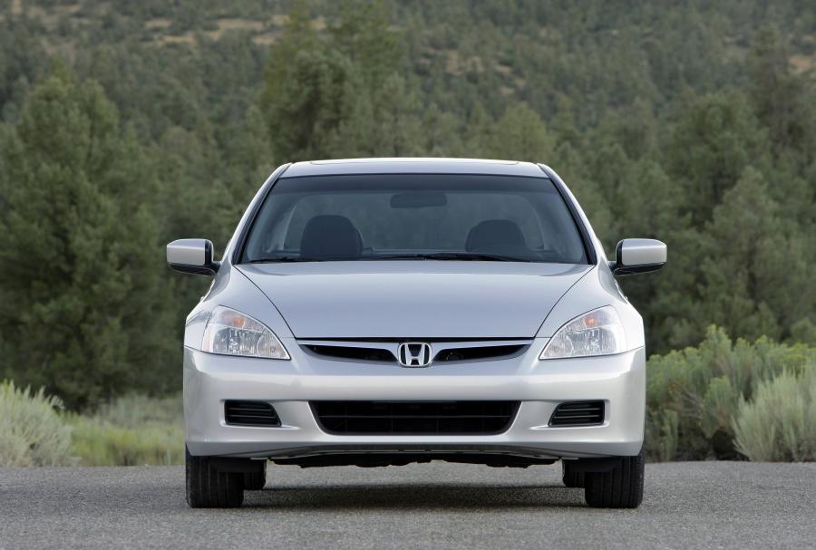  Honda Accord Sedan EX-L 2006 года  (фото 5 из 17)